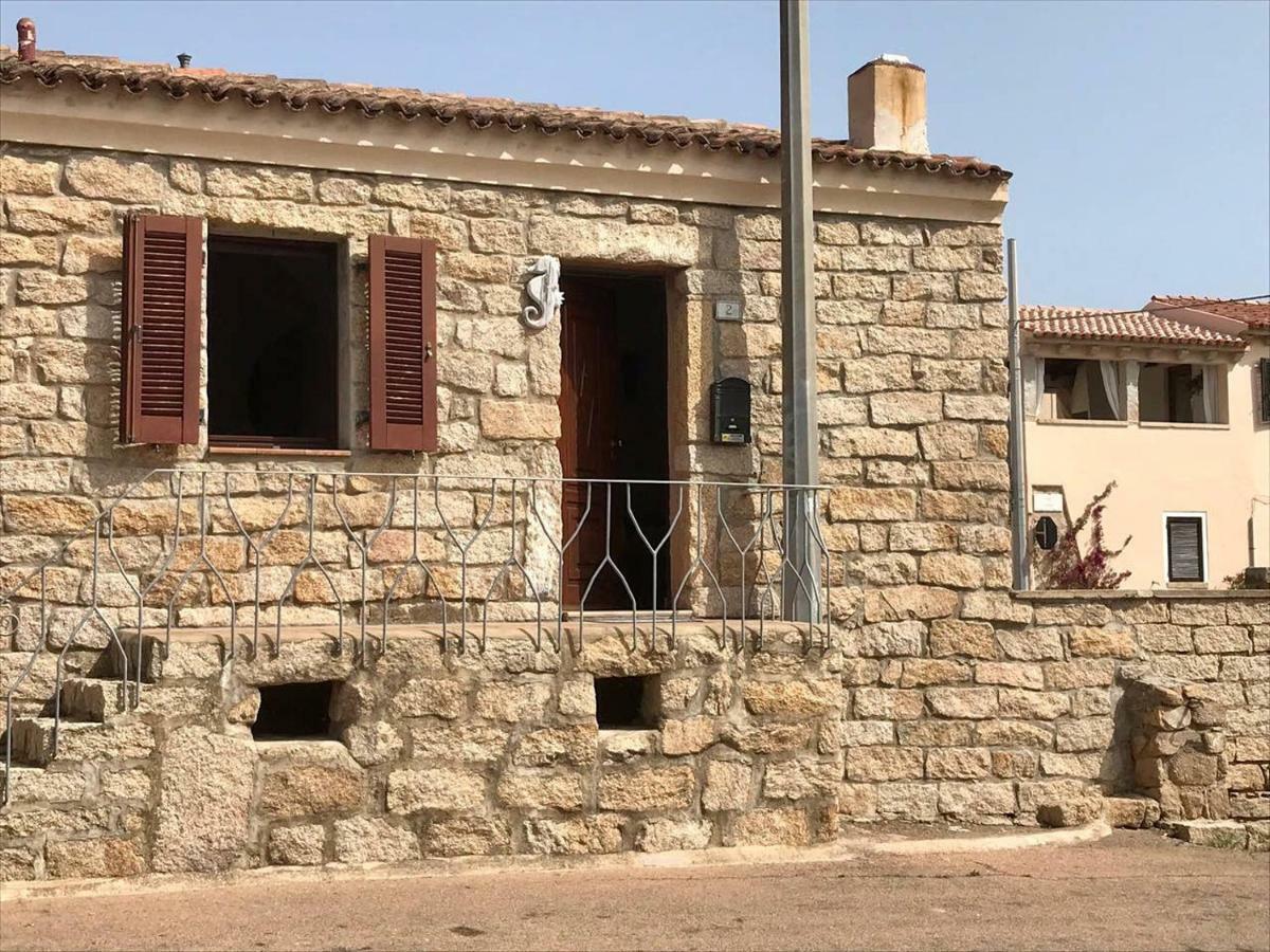 Place San Pantaleo : Jolie Maison Sarde Authentiqueヴィラ エクステリア 写真